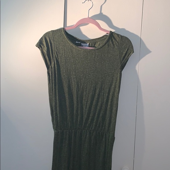 Casual dress - Picture 4 of 4